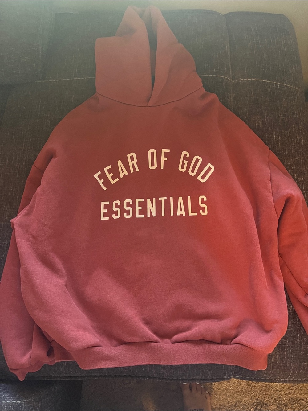 Authentic Fear of God Essentials Hoodie in Brick Red! Will ship out next day❤️